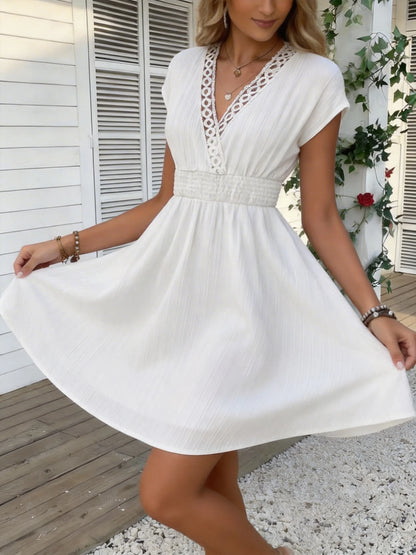 Robe Courte Femme Dentelle Col V | Manches Bouffantes Style Français | Robe Rayée Cintrée