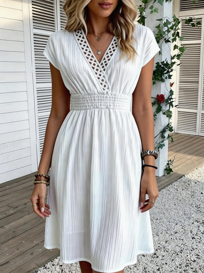 Robe Courte Femme Dentelle Col V | Manches Bouffantes Style Français | Robe Rayée Cintrée